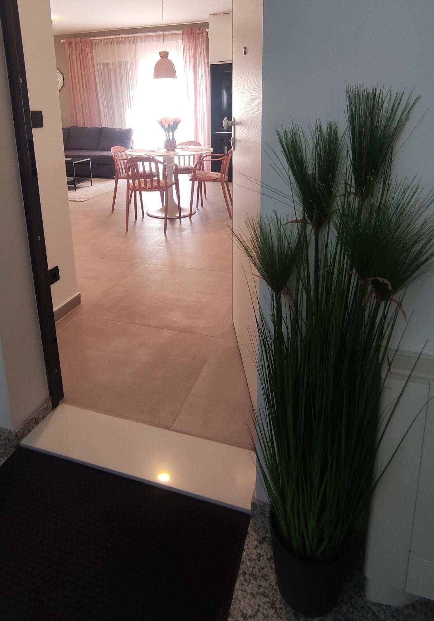 Rosie Apartment Podstrana Exterior foto